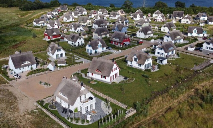 Parow House | Holiday home Sund-Idyll