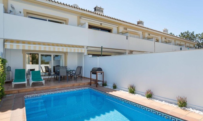 Vale do Garrao House | Holiday Home V2 Garrão 650m from the beach by Interhome