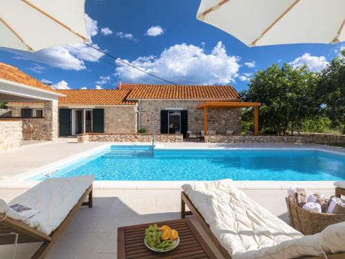 Primosten Burnji House | Holiday Home Villa di Perla by Interhome