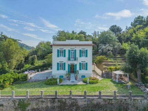 La Spezia House | Holiday Home Villa Diana by Interhome