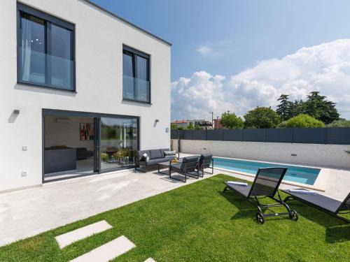 Novigrad House | Holiday Home Villa Valero by Interhome
