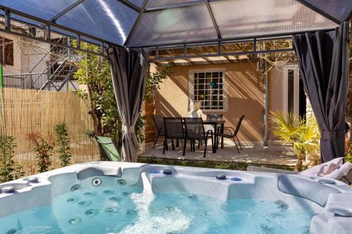 Pazin House | Holiday House 4 Season with jacuzzi, sauna and BBQ