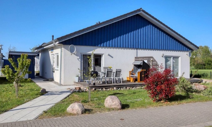 Altefaehr House | Holiday house Altefähr for 1 - 6 persons with 3 bedrooms - Holiday home