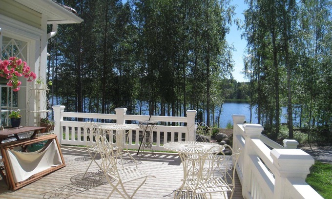 Aatola House | Holiday house Anttola for 1 - 8 persons with 3 bedrooms - Holiday house