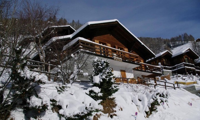Saint-Luc Ski Chalet | Holiday house Ayer for 1 - 6 persons with 3 bedrooms - Chalet
