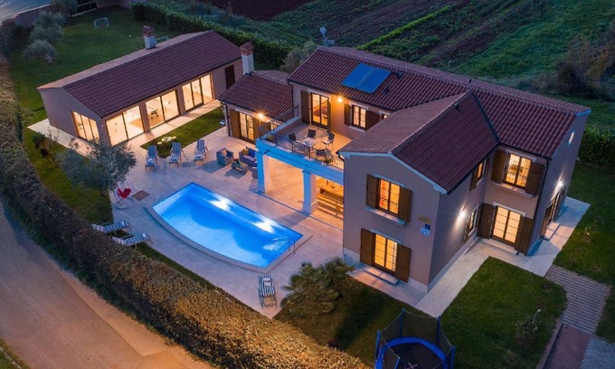 Melnica House | Holiday house Barban for 1 - 10 persons with 4 bedrooms - Holiday home