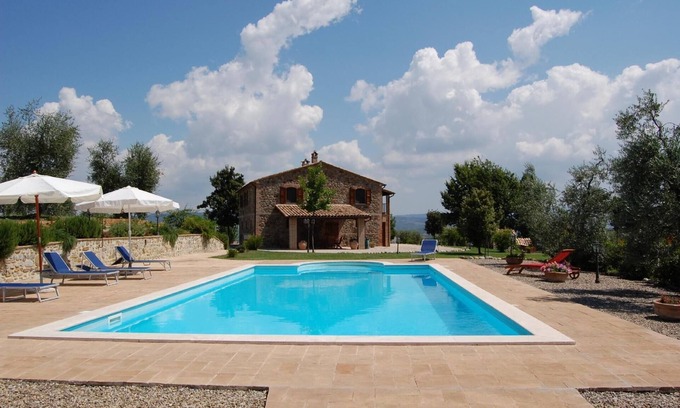 Castel Viscardo House | Holiday house Castel Viscardo for 1 - 10 persons with 5 bedrooms - Holiday home