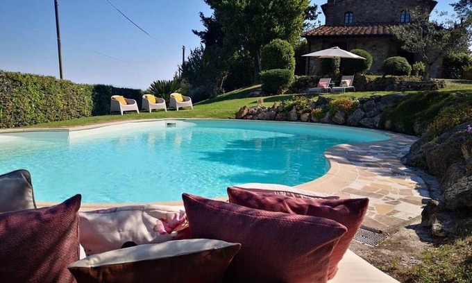 Chianni House | Holiday house Chianni for 1 - 9 persons with 4 bedrooms - Holiday home