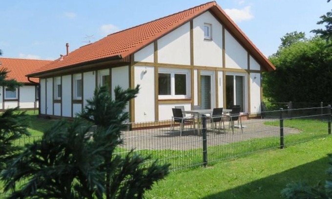 Hollern House | Holiday house Fleetblick - in the holiday village Altes Land (up to 6 persons + pets)