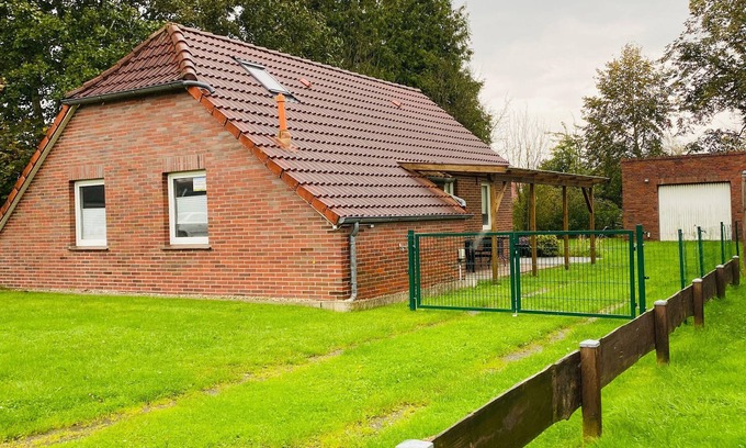 Halbemond House | Holiday house Halbemond for 1 - 4 persons with 2 bedrooms - Holiday home