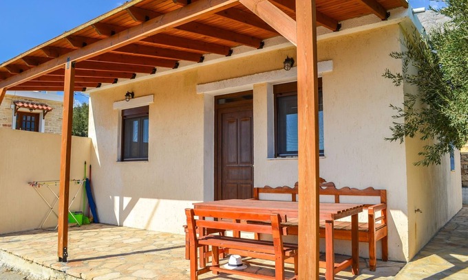 Triopetra House | Holiday house in the country, pool, close to the sea, wifi | Triopetra, Crete