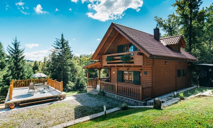 Lokve House | HOLIDAY HOUSE "JELENA", IN THE HEARTH OF NATURE, 5 mins walk to the lake, 30 mins by car to the Adriatic sea