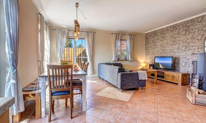 Kachlin House | Holiday house Kachlin for 1 - 7 persons with 3 bedrooms - Twin house