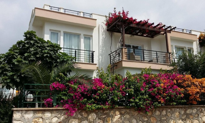 Artikli House | Holiday house Kızkalesi for 1 - 7 persons with 3 bedrooms - Row house