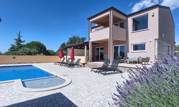 Peruski House | Holiday house Krnica for 1 - 8 persons with 3 bedrooms - Holiday home