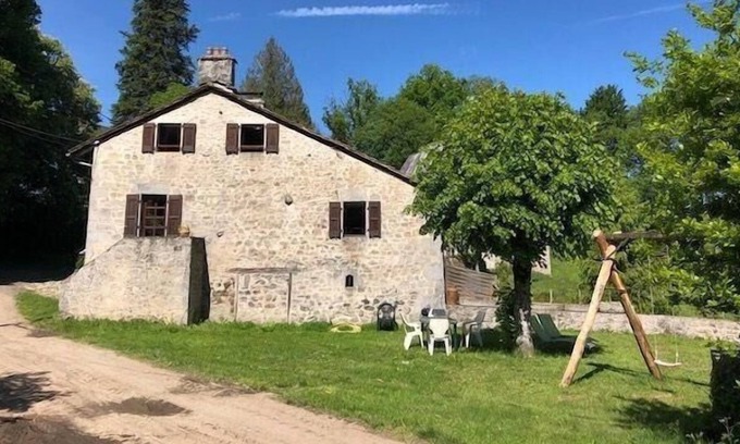 Roumegoux House | Holiday house Le Rouget for 1 - 5 persons with 2 bedrooms - Row house