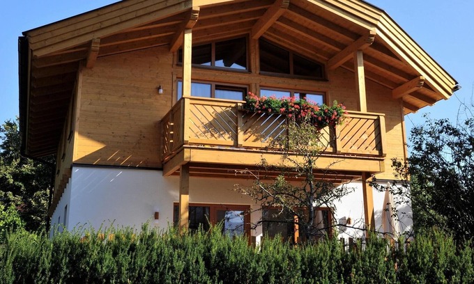 Lahntal House | Holiday house Maishofen for 4 - 10 persons with 4 bedrooms - Holiday home