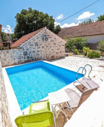 Krusevo House | Holiday house Manuela