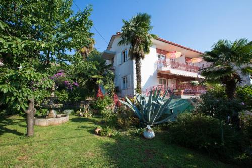 Opric Apartment | Holiday House Marica