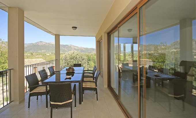 Moscari House | Holiday house Montanya for 1 - 10 persons with 5 bedrooms - Holiday home