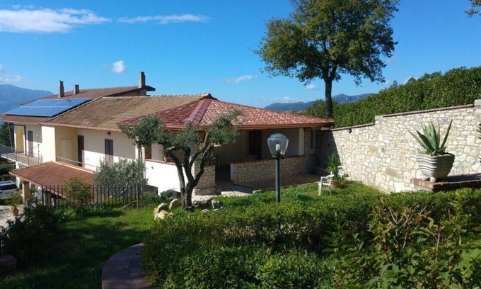 Pontelandolfo House | Holiday house Pontelandolfo for 2 - 6 persons with 3 bedrooms - Holiday home