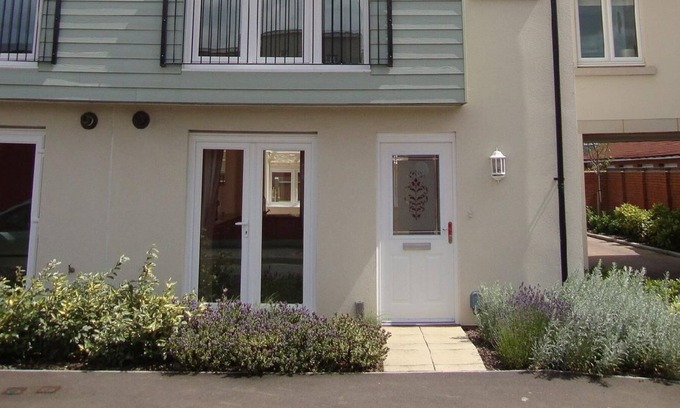 Merstham House | Holiday house Redhill for 4 - 10 persons with 5 bedrooms - Row house