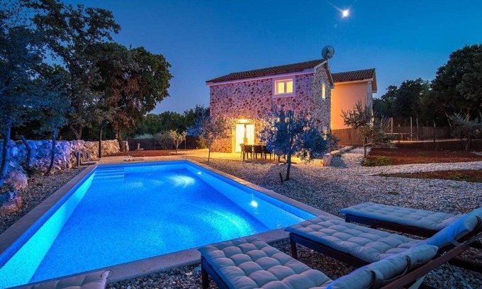 Risika House | Holiday house Risika for 1 - 6 persons with 2 bedrooms - Holiday home
