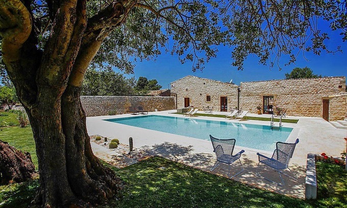 Scicli House | Holiday house Scicli for 1 - 8 persons with 4 bedrooms - Holiday home