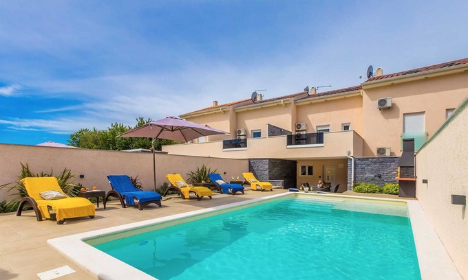 Brzac House | Holiday house SOTOVENTO I