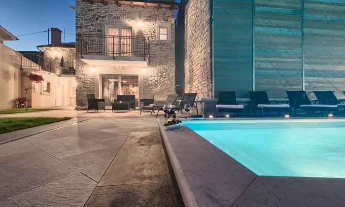 Pazin House | Holiday house Stari Pazin for 1 - 10 persons with 4 bedrooms - Holiday house