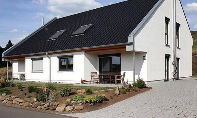 Steffeln House | Holiday house Steffeln for 1 - 6 persons with 3 bedrooms - Twin house