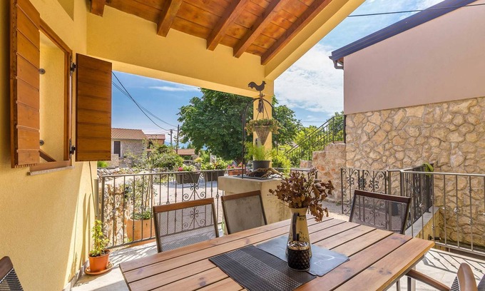 Risika House | Holiday house SVJETLANA with a beautiful view