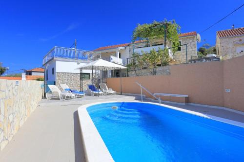 Razanj House | Holiday house with a swimming pool Razanj, Rogoznica - 17904