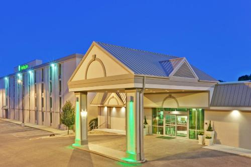 Bloomington Hotel | Holiday Inn Bloomington-University Area by IHG