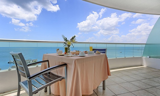 Campeche Hotel | Holiday Inn Campeche by IHG