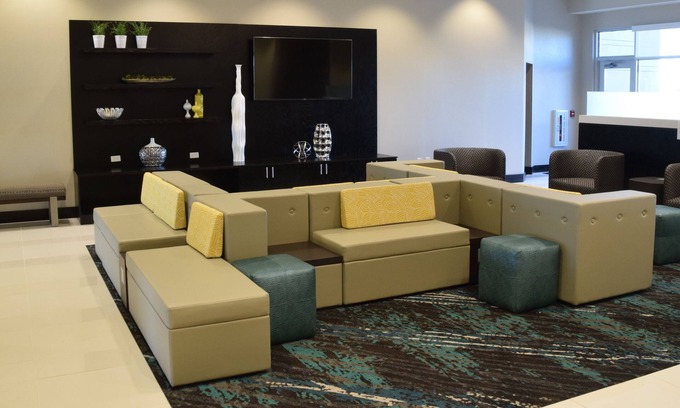 West Chester Hotel | Holiday Inn Cincinnati N - West Chester by IHG