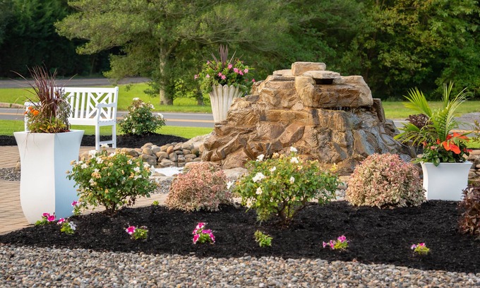 East Windsor Hotel | Holiday Inn East Windsor by IHG