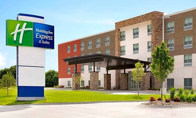 Withrow Hotel | Holiday Inn Express And Suites Bardstown, an IHG Hotel