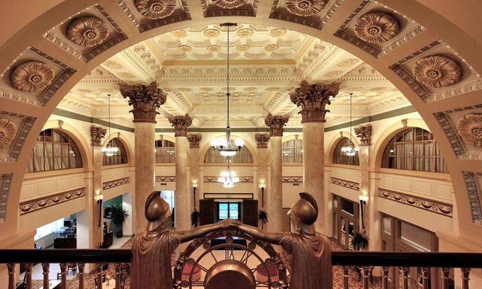 Downtown Baltimore Hotel | Holiday Inn Express Baltimore Downtown, an IHG Hotel