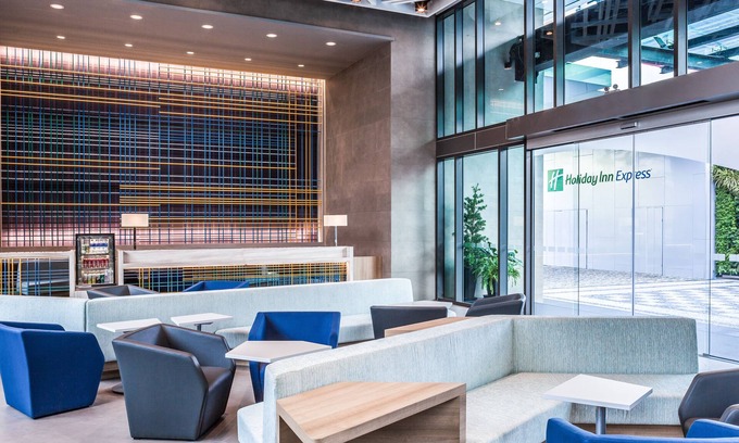 Huai Khwang Hotel | Holiday Inn Express Bangkok Soi Soonvijai by IHG