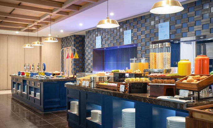 Wangfujing Shopping Area Hotel | Holiday Inn Express Beijing Downtown by IHG