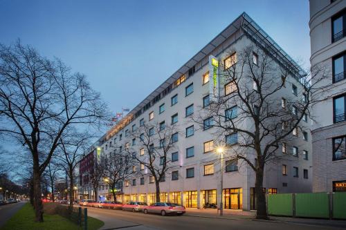 Kreuzberg Hotel | Holiday Inn Express Berlin City Centre by IHG