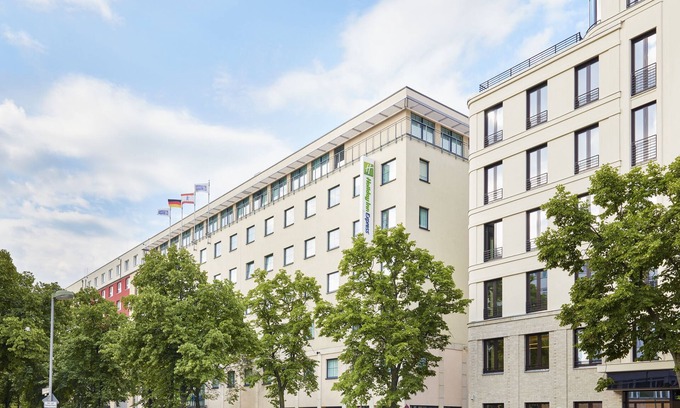 Kreuzberg Hotel | Holiday Inn Express Berlin City Centre by IHG