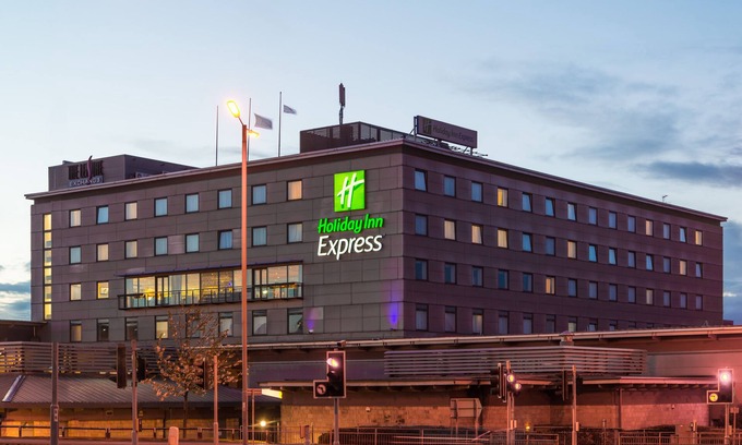 Bradford Hotel | Holiday Inn Express Bradford City Centre by IHG