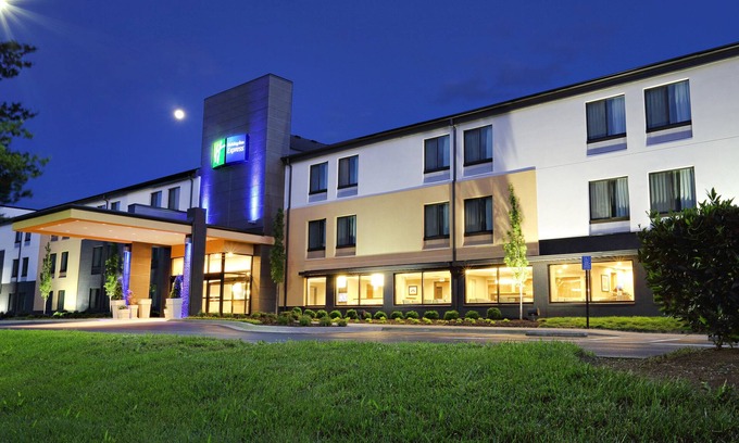 Franklin Hotel | Holiday Inn Express Brentwood South - Cool Springs by IHG