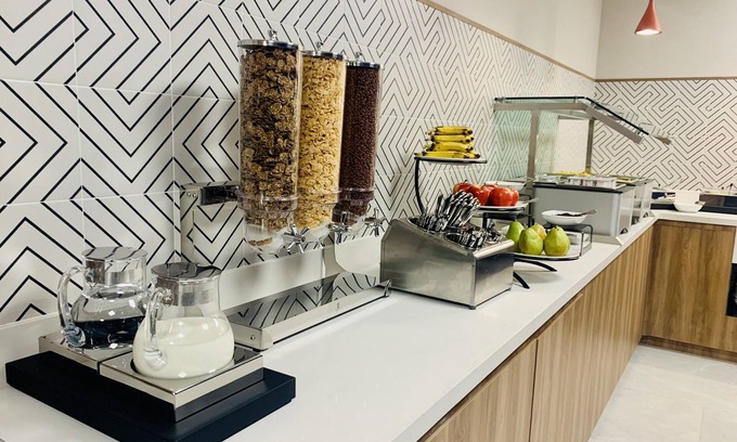Zapopan Hotel | Holiday Inn Express Guadalajara Vallarta Poniente by IHG