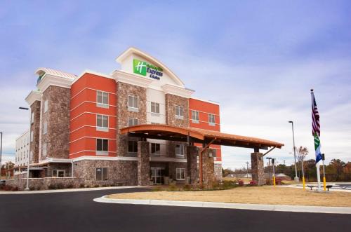 Hot Springs Resort | Holiday Inn Express Hotel & Suites Hot Springs by IHG