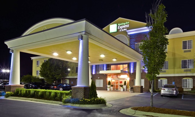 Woodhaven Hotel | Holiday Inn Express Hotel & Suites Woodhaven by IHG