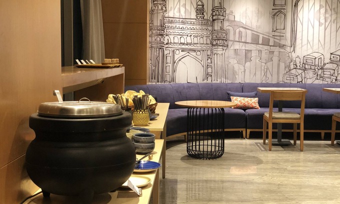 Punjagutta Hotel | Holiday Inn Express Hyderabad Banjara Hills by IHG