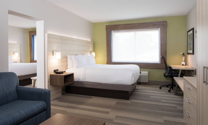 Buechel Hotel | Holiday Inn Express Louisville Northeast by IHG